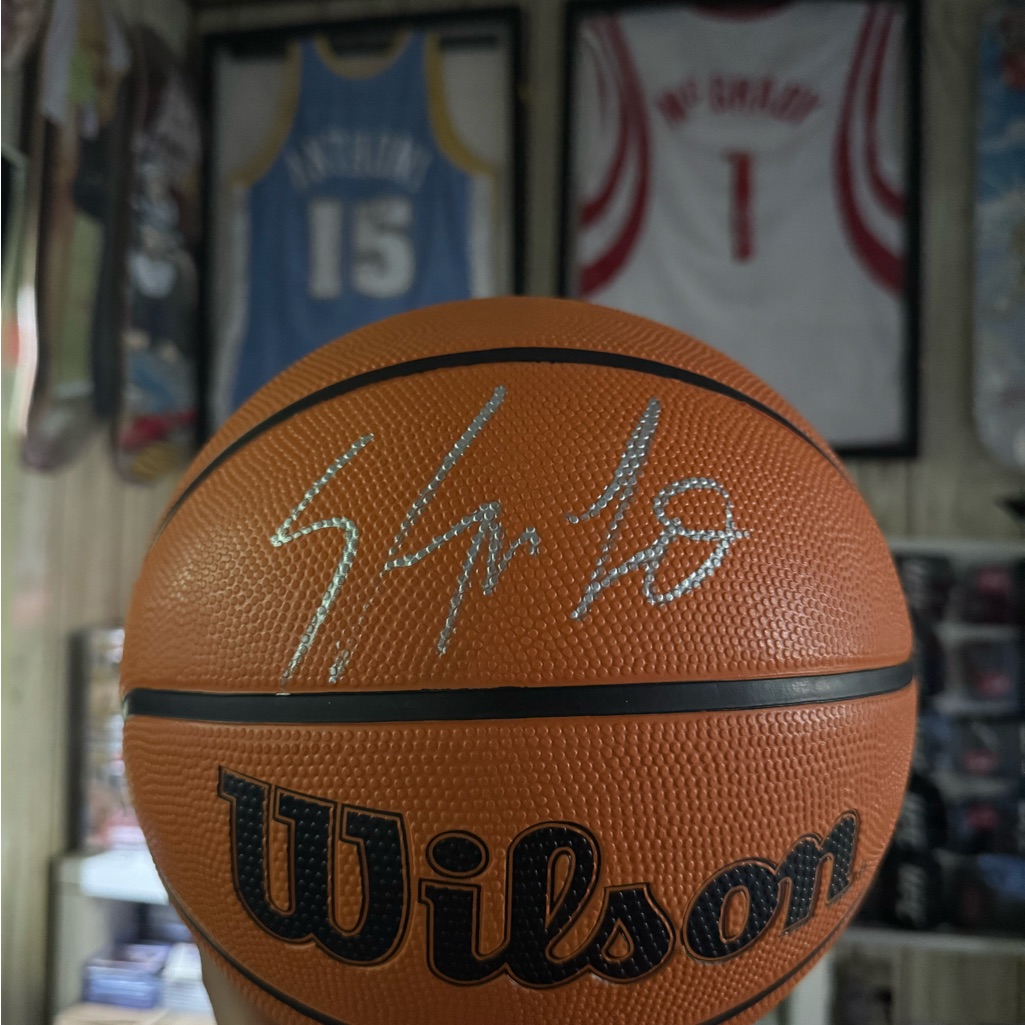 Carmelo Anthony Basketball With Autograph